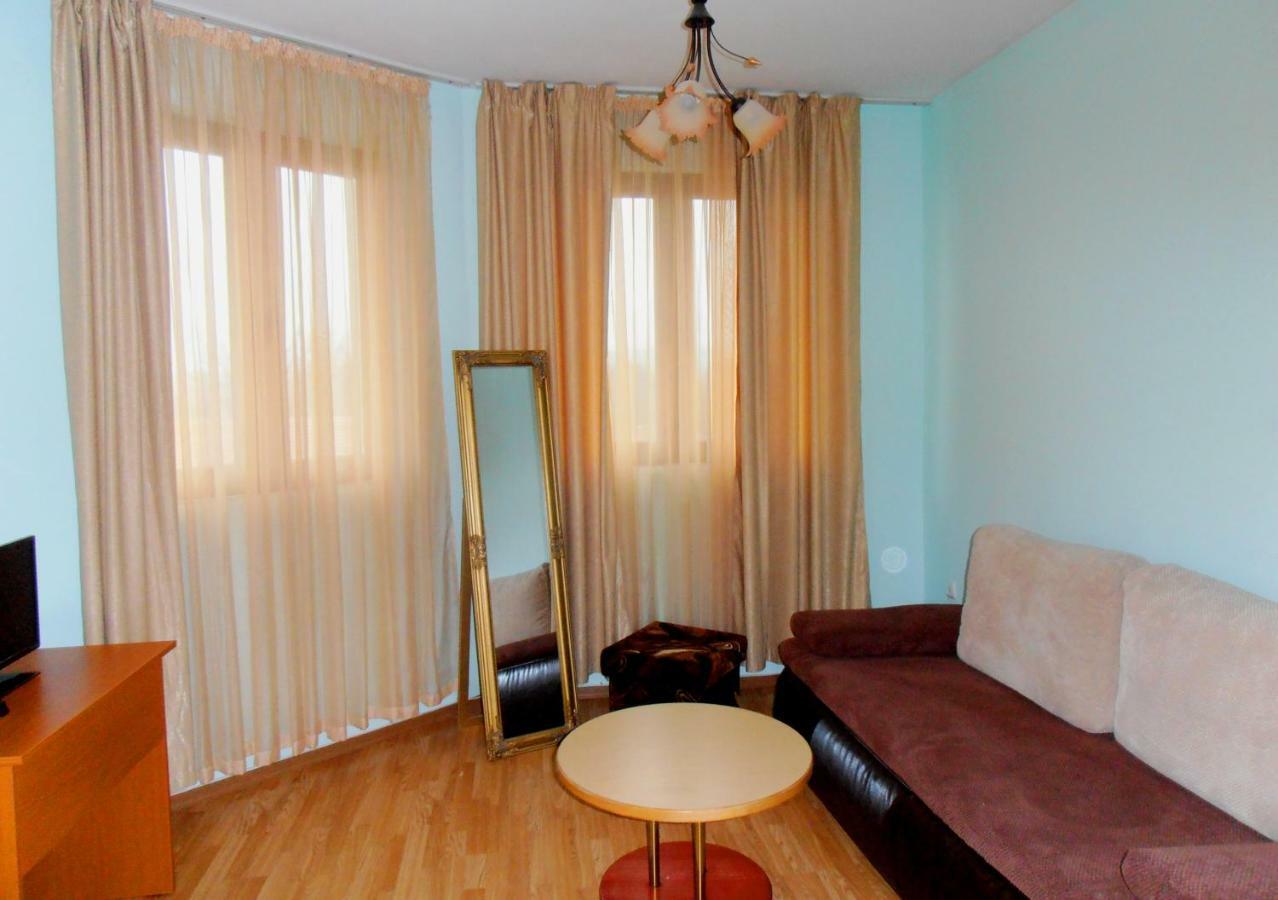 Guest House Misha Petrevene المظهر الخارجي الصورة