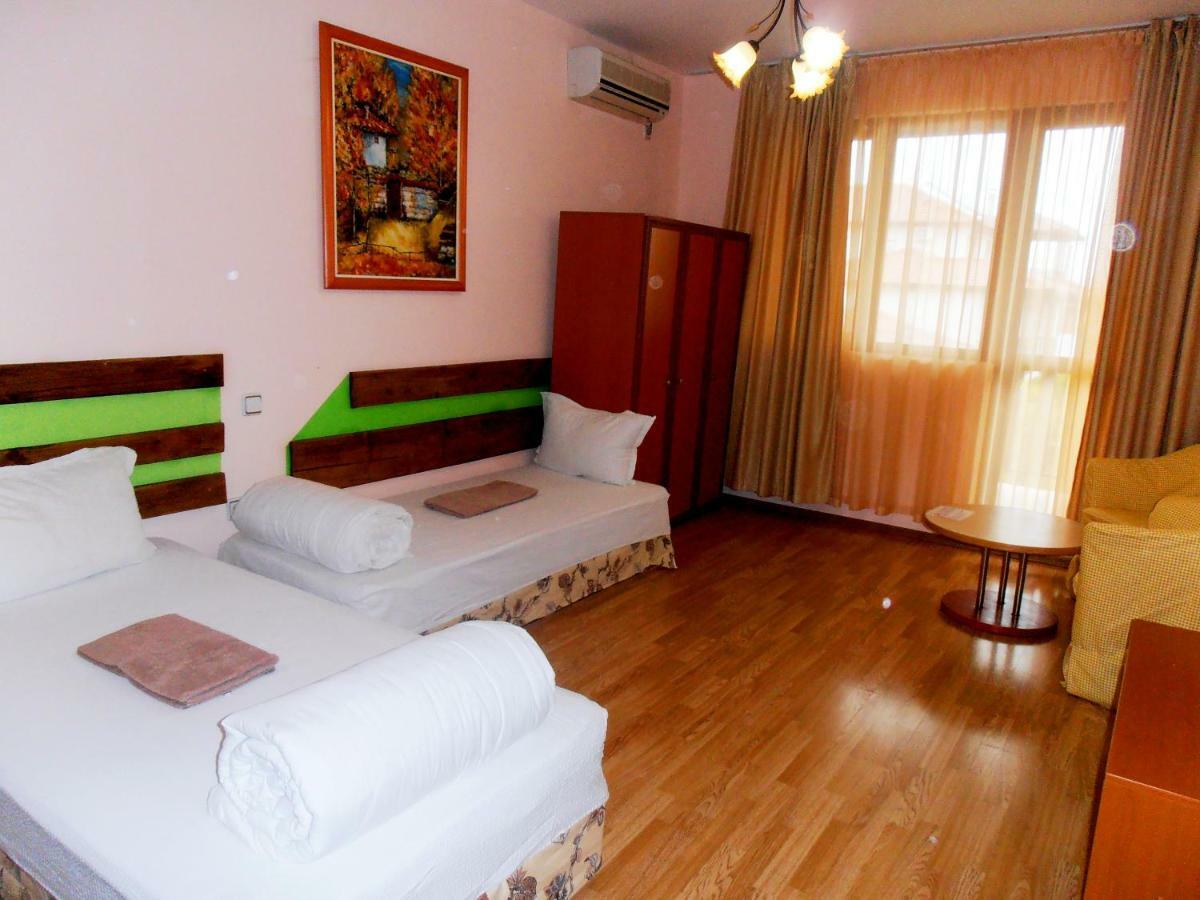 Guest House Misha Petrevene المظهر الخارجي الصورة