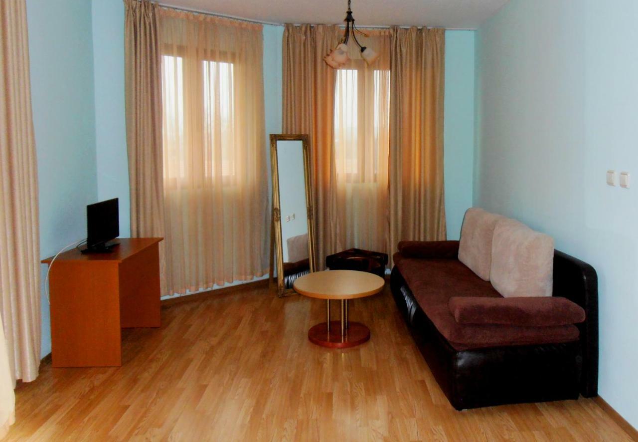 Guest House Misha Petrevene المظهر الخارجي الصورة